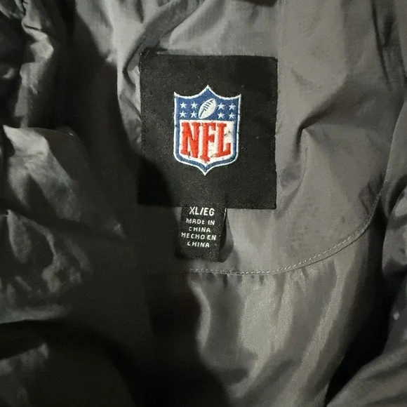 Green‎ Bay Packers NFL Gray Puffer Jacket Mens XL Full Zip Excellent Condition - Picture 3 of 8